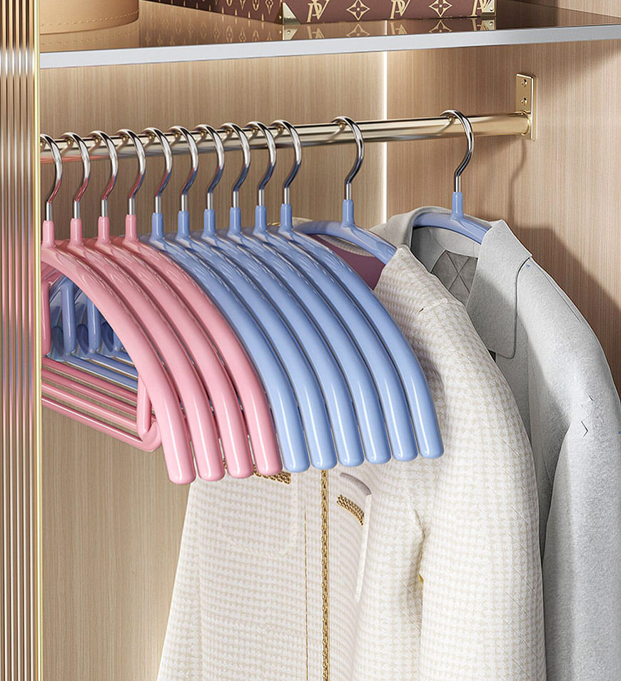 MIVLINA®16.5 " Non-Slip Space Saving Hangers in Rainbow Colors